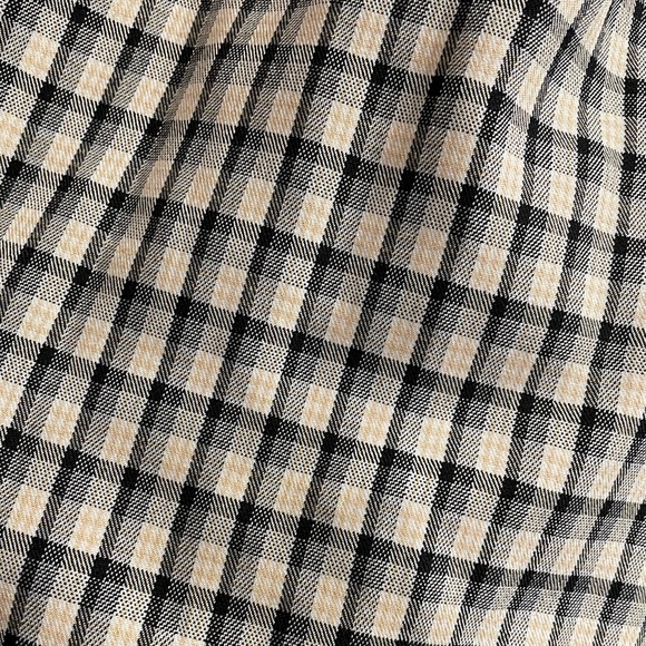 Plaid pleated skirt - Picture 3 of 3